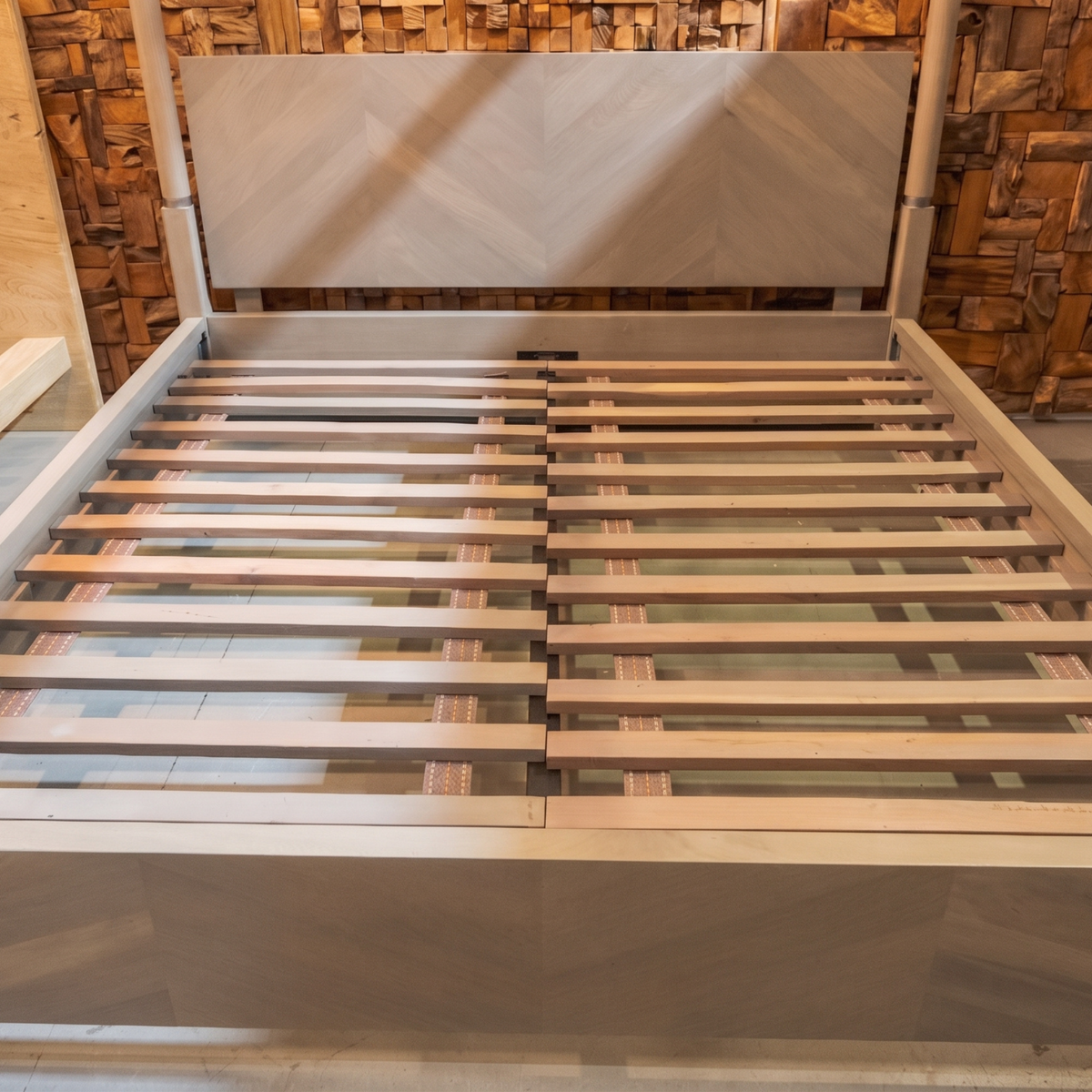 LH58 - Solid Wood Canopy Platform King Bed Grey Finish