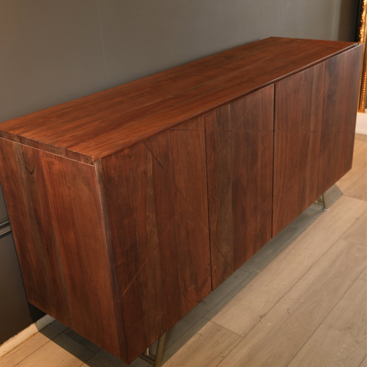 BS09 - Solid Acacia & Metal Base Buffet