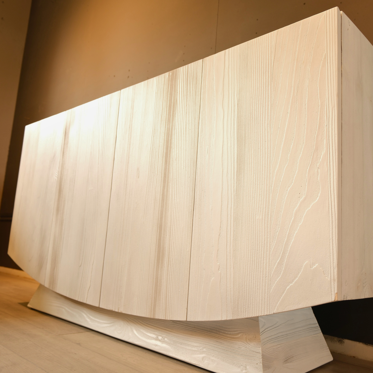 BS06 - Solid Wood Curve White Finish Buffet