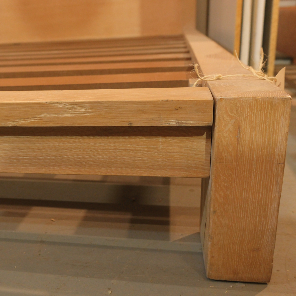 LH48 - Solid Wood Platform King Bed with Slats