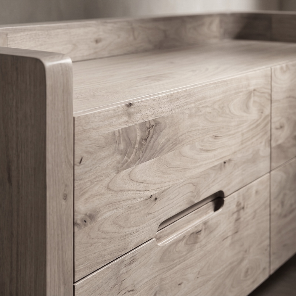 LH56 - Solid Wood 4 Drawer Dresser