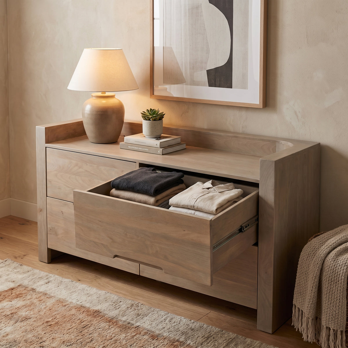 LH56 - Solid Wood 4 Drawer Dresser