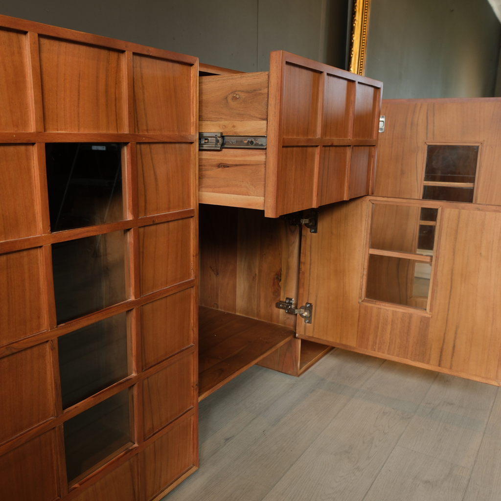 BS07 - Solid Acacia with Glass Buffet