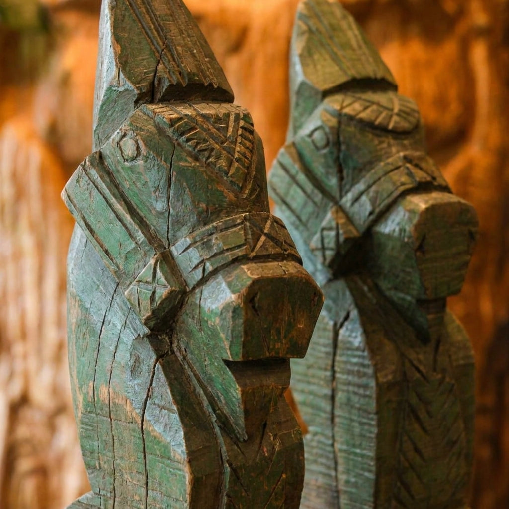 S89 - Statue in Solid Wood with Iron Base