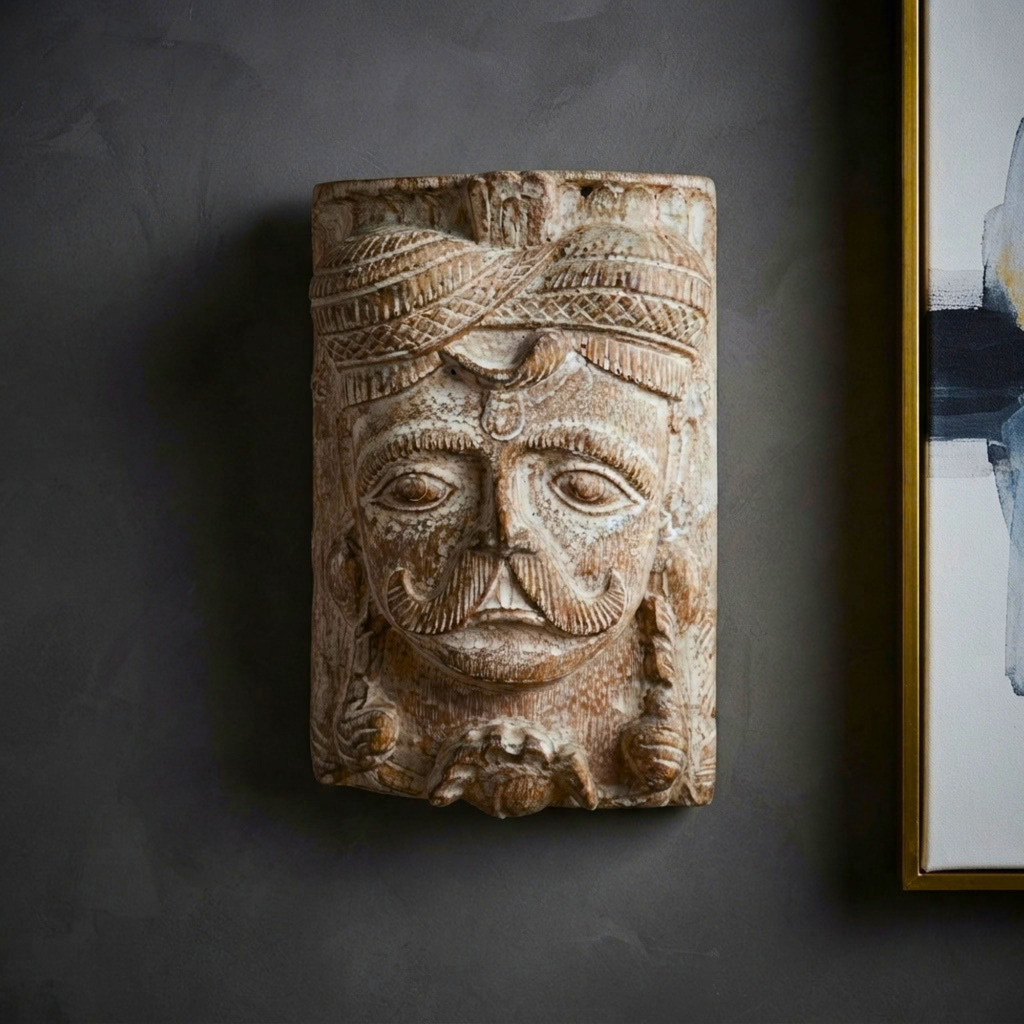 WD01 - Carved Statue Head