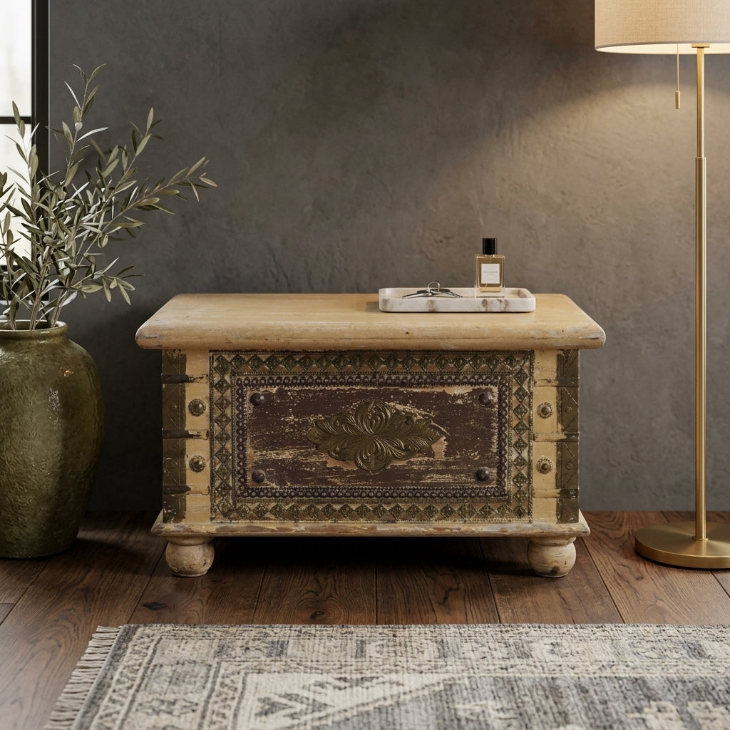 WS09C - Solid Wood Painted Storage Chest