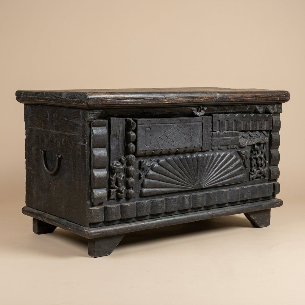 WS31C - Reclaimed Wood Carved Fitted Storage Chest