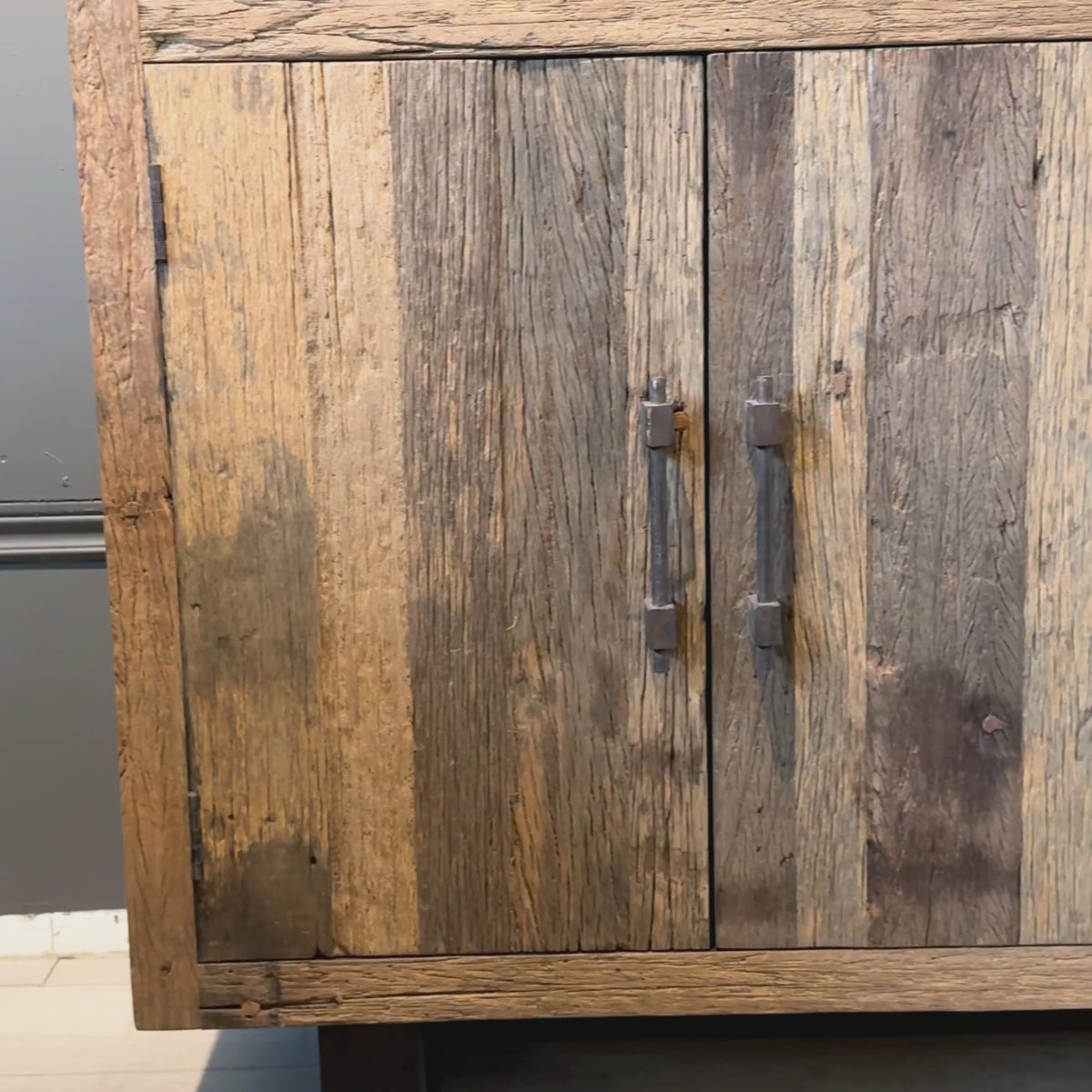 BS22 - Reclaimed Wood Slepeer Buffet